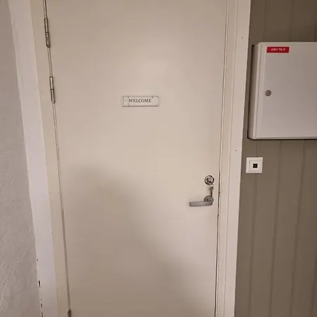 Apartmán Near City, 7 Min From The Airport, Free Parking *